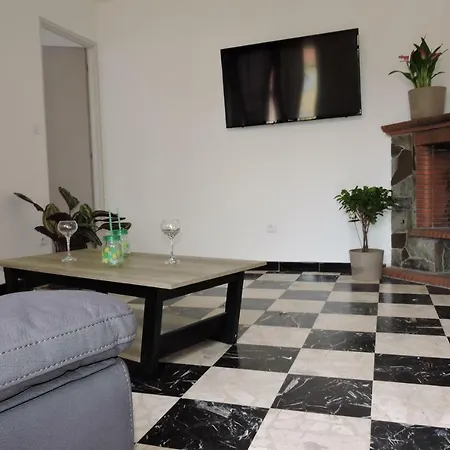 Le Clos Des Orangers *