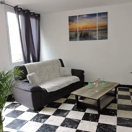 Le Clos Des Orangers Apartamento