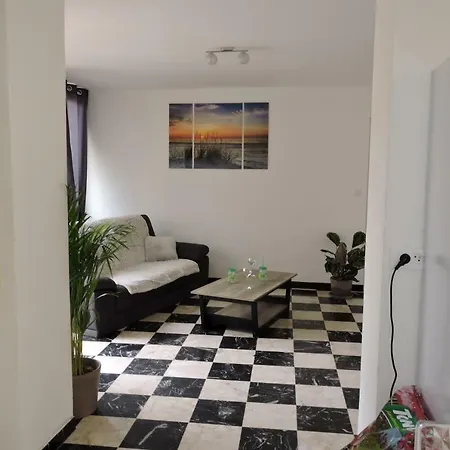 Le Clos Des Orangers